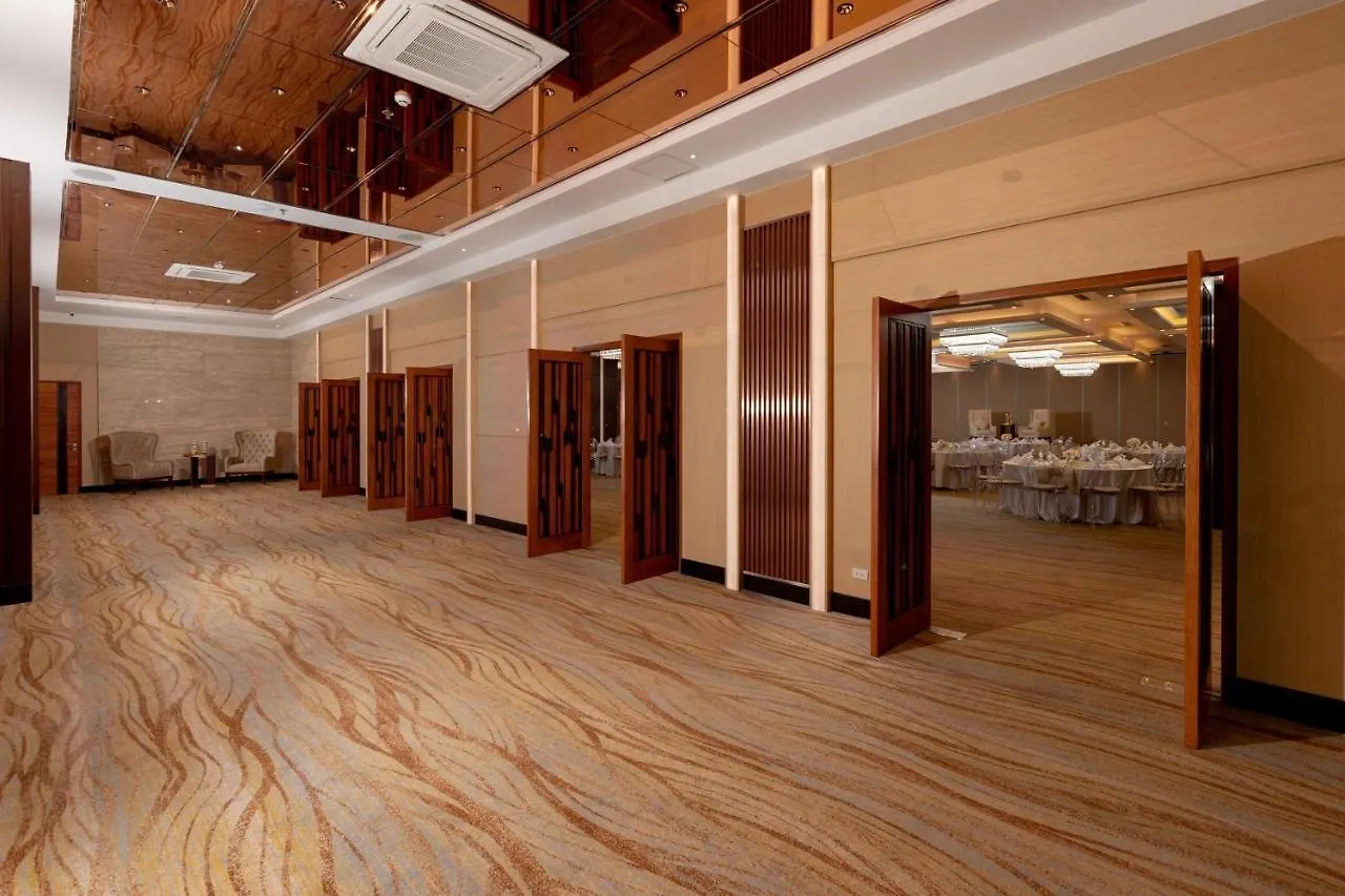 Best Western Plus Metro Clark Angeles Philippines