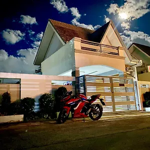 Hillary Timog Park Homes Angeles