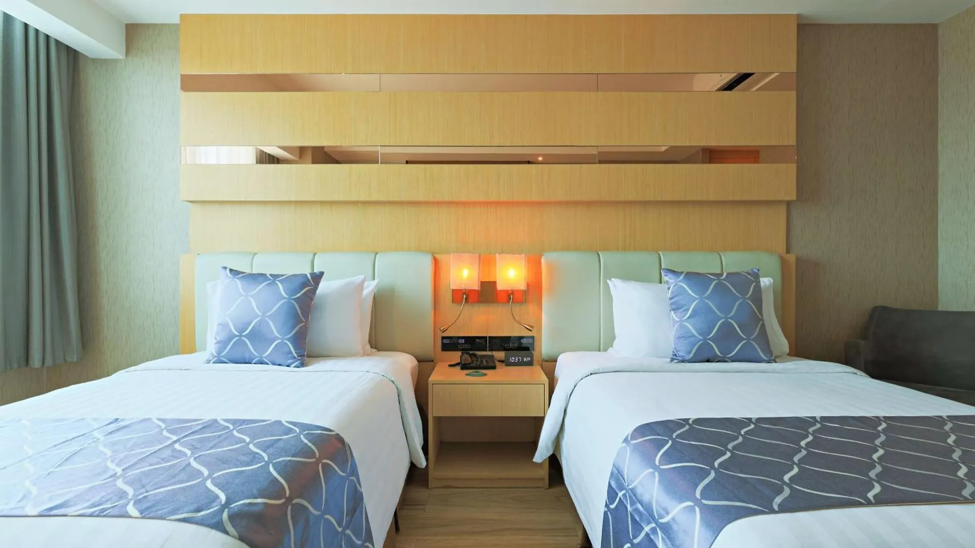 Best Western Plus Metro Clark Angeles Hotel